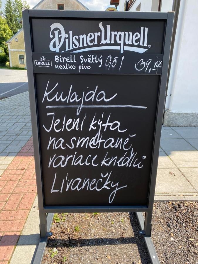 Hostinec U Pejska A Kocicky Marianske Lazne Exterior foto