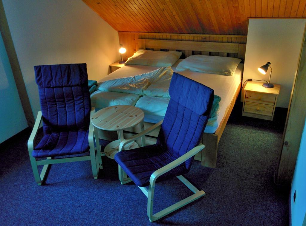 Hostinec U Pejska A Kocicky Marianske Lazne Quarto foto